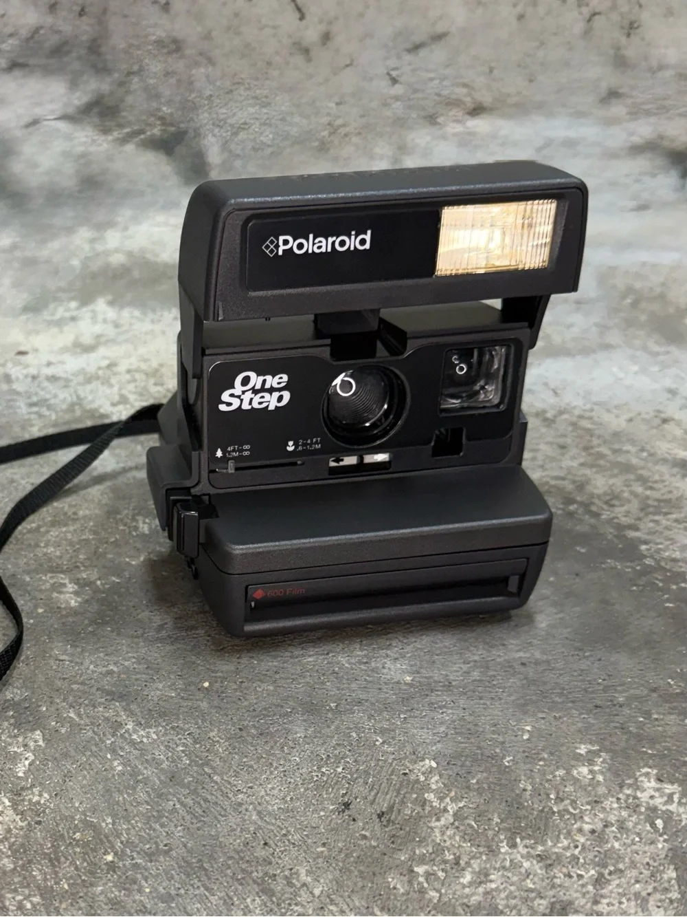 Vintage Polaroid OneStep 600 Instant Film Camera Original